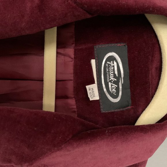 Vintage Suede Burgundy Blazer & Skirt Set! - Picture 4 of 9
